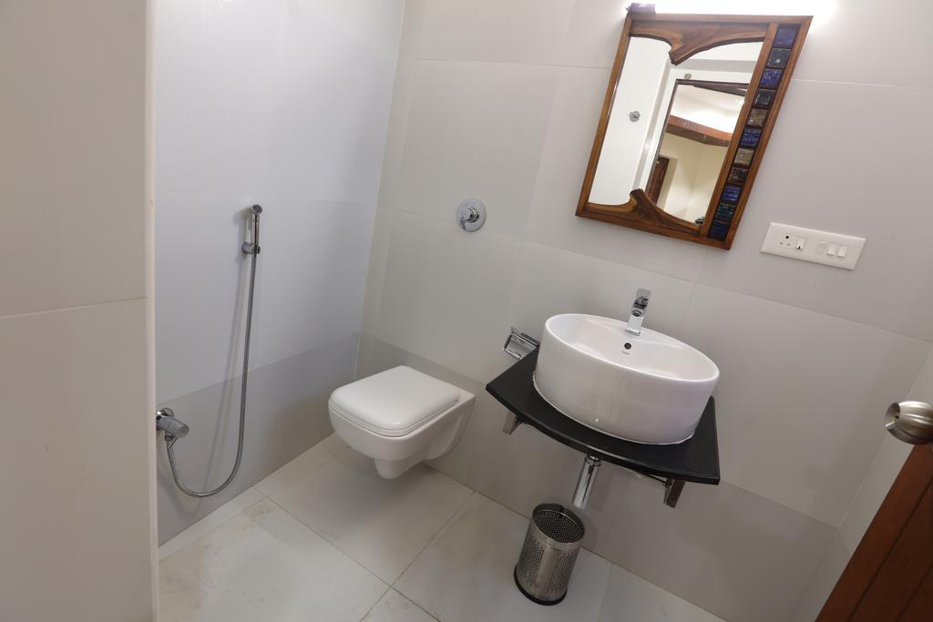 Raj Residency Hotell Pondicherry Eksteriør bilde