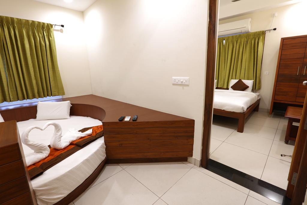 Raj Residency Hotell Pondicherry Eksteriør bilde