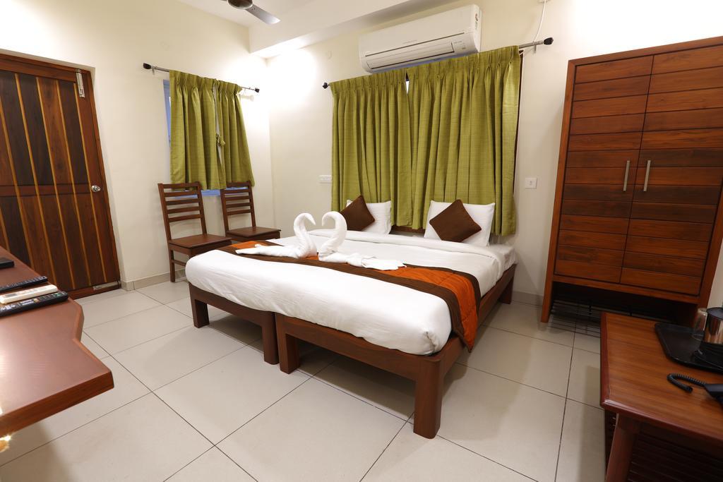 Raj Residency Hotell Pondicherry Eksteriør bilde