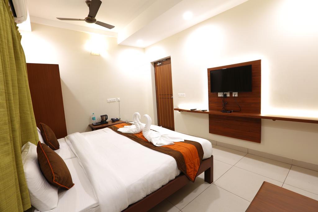 Raj Residency Hotell Pondicherry Eksteriør bilde